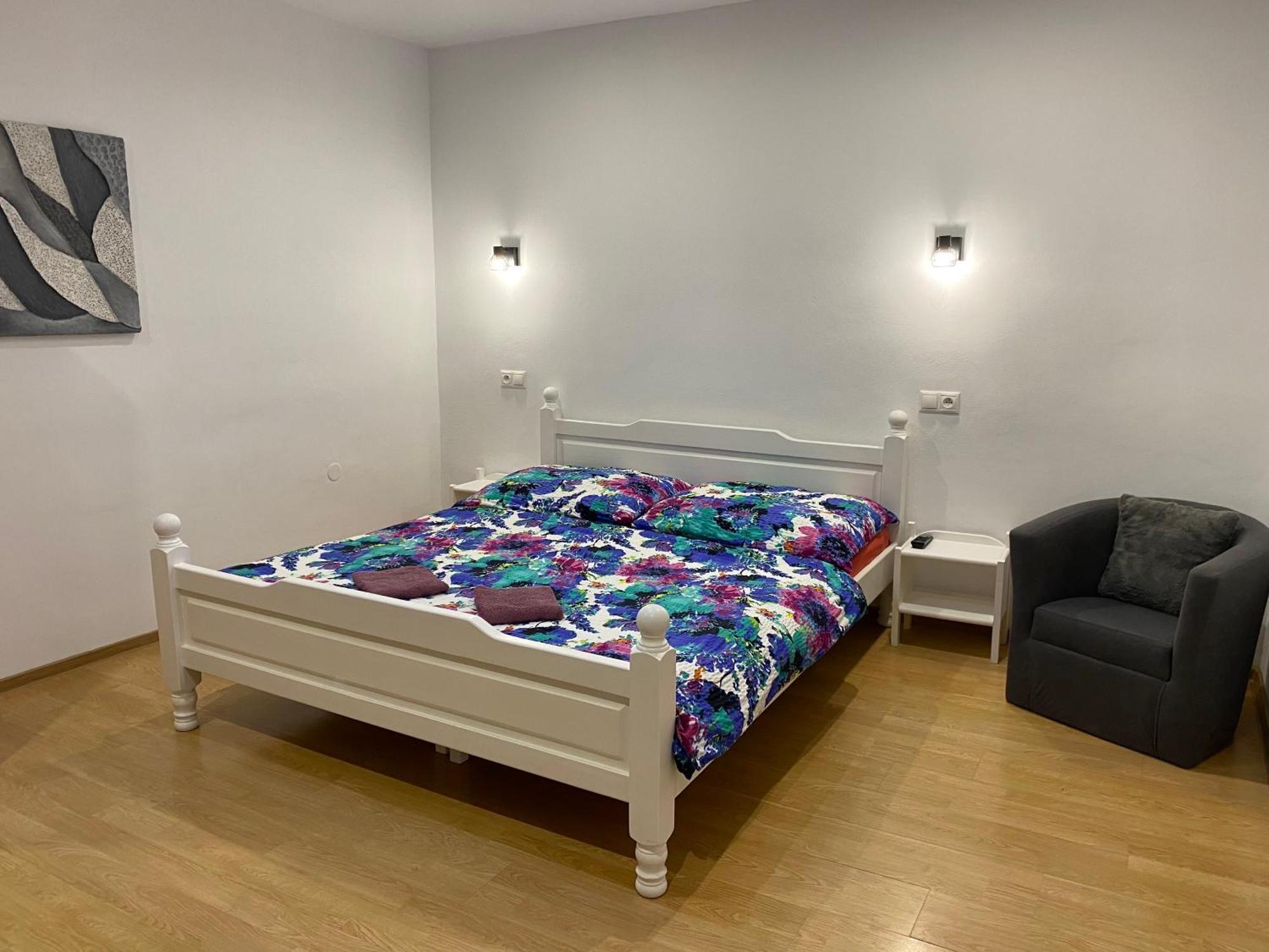 Vanessa Apartments เบเชนยอวา ภายนอก รูปภาพ